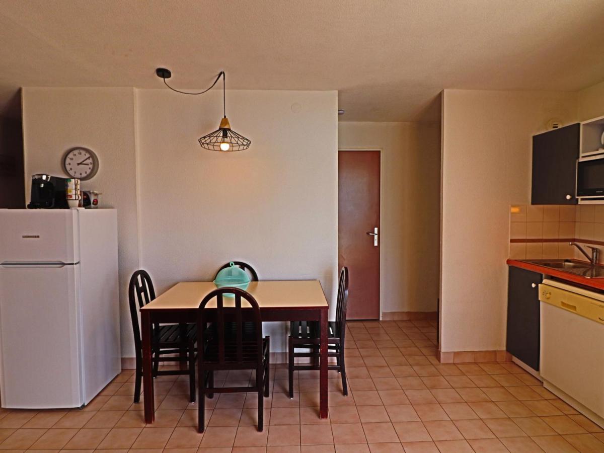 Studio Sète, 1 Pièce, 4 Personnes - Fr-1-472a-134 Appartement *