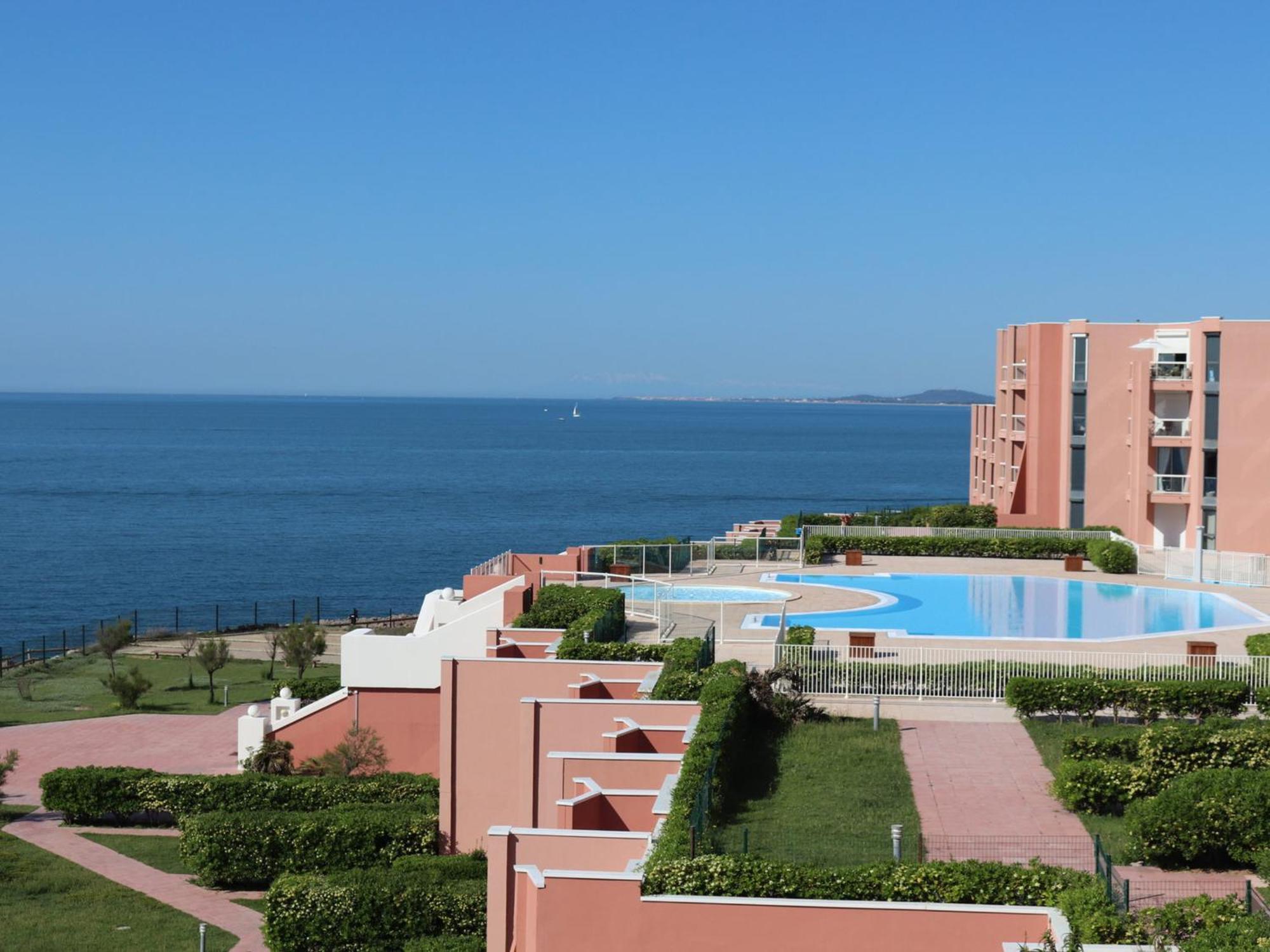 Appartement Studio Sète, 1 Pièce, 4 Personnes - Fr-1-472a-134 Sète