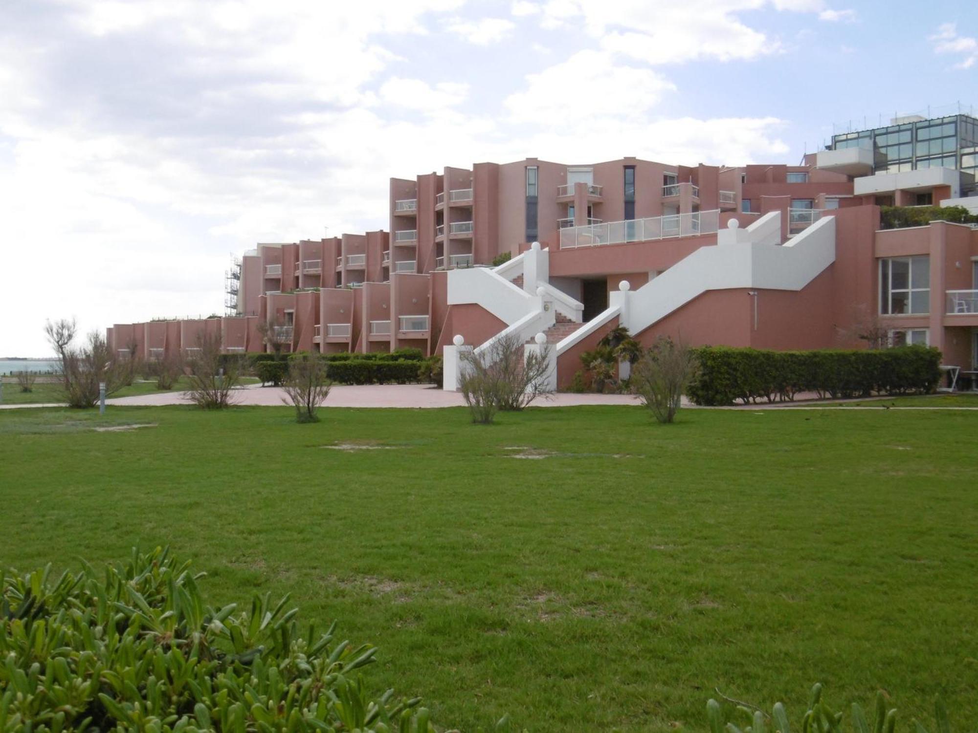 Studio Sète, 1 Pièce, 4 Personnes - Fr-1-472a-134 * Sète